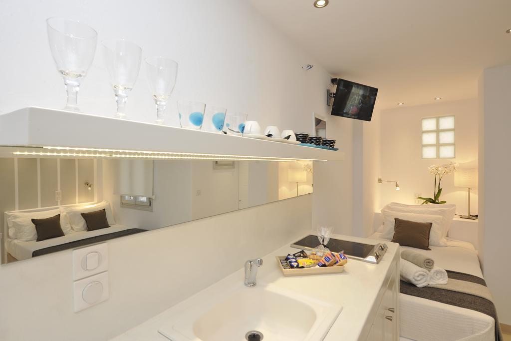 Romantica Suites Naousa  Habitación foto