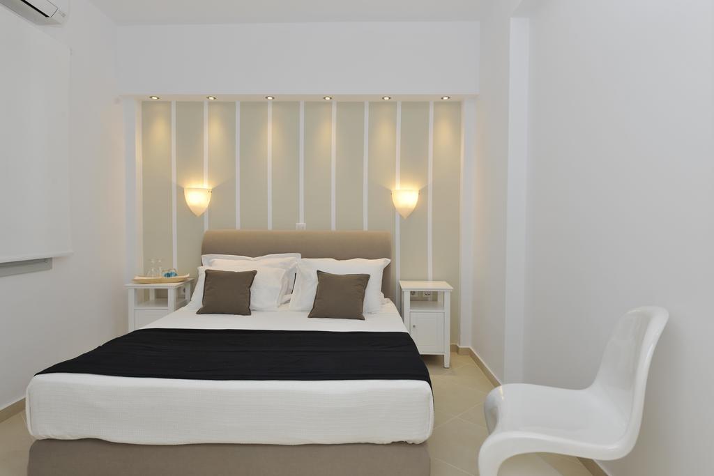 Romantica Suites Naousa  Habitación foto
